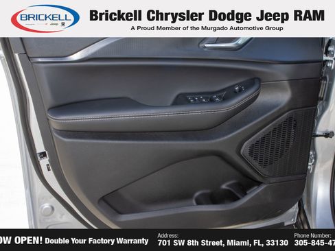 New 2025 Jeep Grand Cherokee Laredo RWD image 11