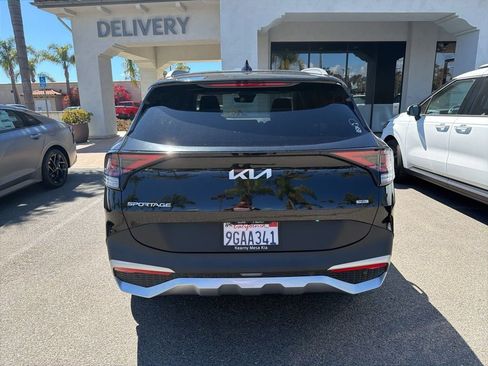 Certified 2023 Kia Sportage EX image 6
