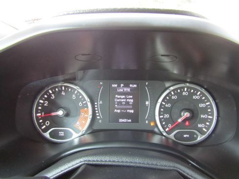 Used 2022 Jeep Renegade Sport w/ Sport Appearance Group AWD/4WD image 34