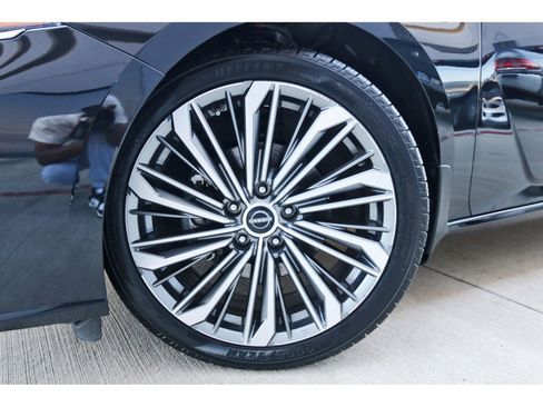 Used 2023 Nissan Altima 2.5 SL image 33