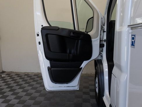 Used 2014 RAM ProMaster 3500 w/ Premium Appearance Group FWD image 17