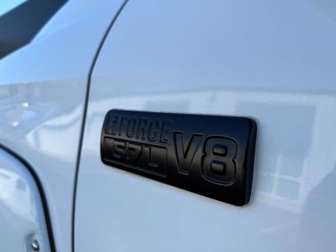 Used 2018 Toyota Tundra SR5 image 11