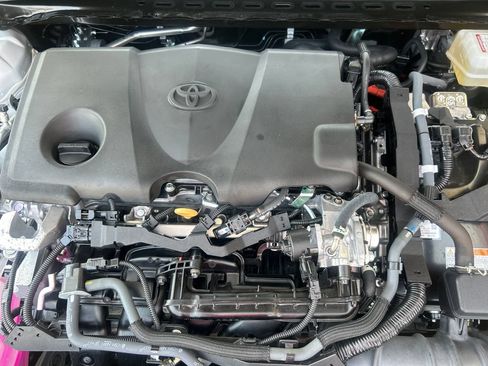 Certified 2022 Toyota Camry XLE FWD image 23