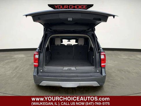 Used 2019 Ford Expedition Max XLT w/ Equipment Group 202A AWD/4WD image 14