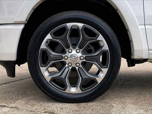 Used 2020 RAM 1500 Limited image 35