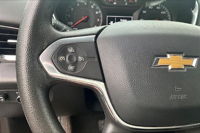 Used 2021 Chevrolet Traverse LS FWD image 11