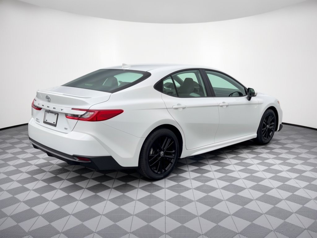 Used 2026 Toyota Camry SE FWD image 9