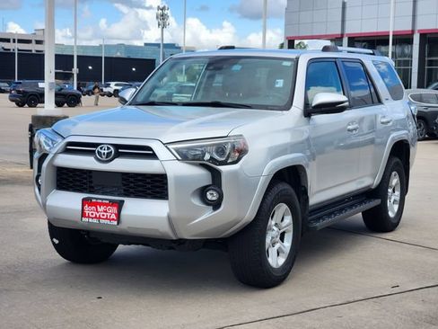 Used 2021 Toyota 4Runner SR5 Premium AWD/4WD image 3