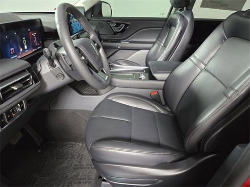 New 2025 Lincoln Aviator Premiere w/ Jet Appearance Package image 13