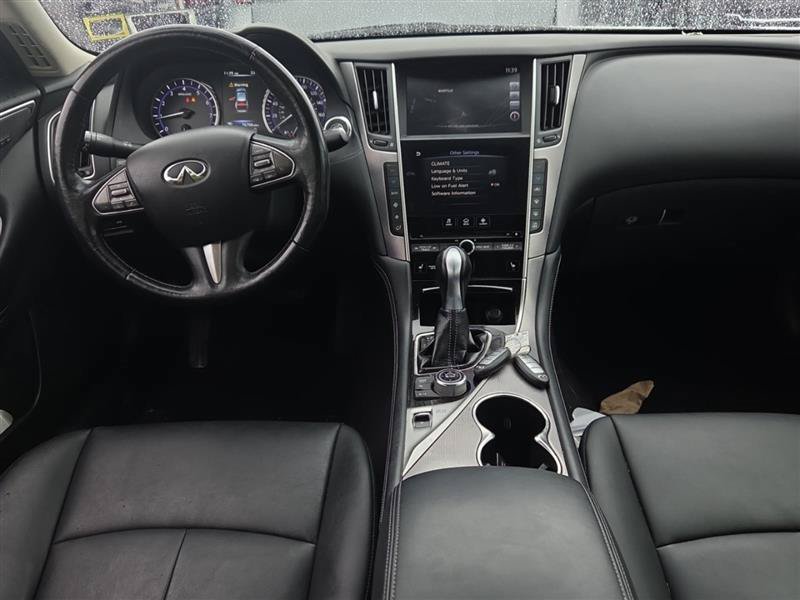 Used 2016 INFINITI Q50 Premium w/ 2.0T Premium Plus Package AWD/4WD image 6