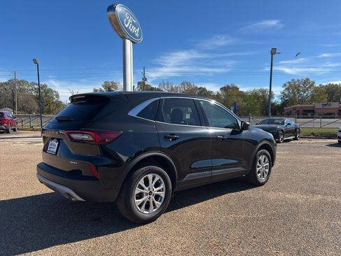Used 2024 Ford Escape Active image 5