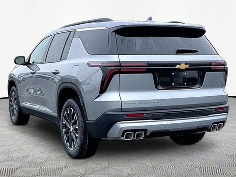 New 2026 Chevrolet Traverse LT w/ Sun and Wheel Package image 4