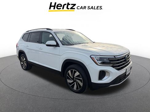 Used 2024 Volkswagen Atlas SE image 1