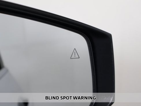 Used 2023 Kia Sportage EX image 5