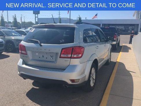Used 2013 Dodge Journey SXT w/ Popular Equipment Group FWD image 7