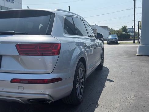 Used 2019 Audi Q7 3.0T Premium Plus AWD/4WD image 10