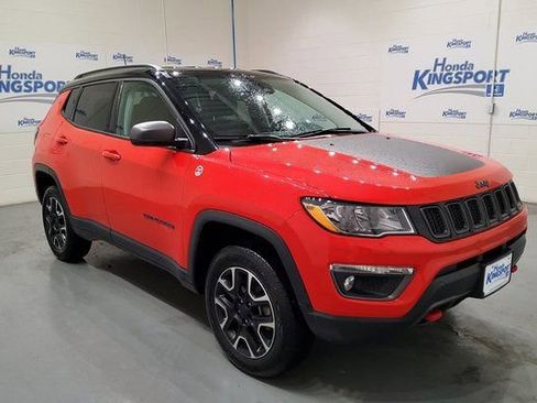 Used 2021 Jeep Compass Trailhawk image 2
