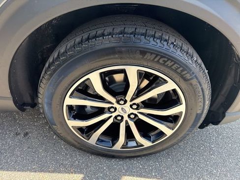 New 2026 Ford Explorer ST-Line AWD/4WD image 14