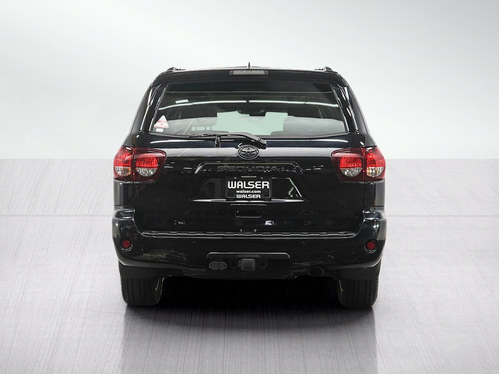 Used 2022 Toyota Sequoia TRD Sport AWD/4WD image 4