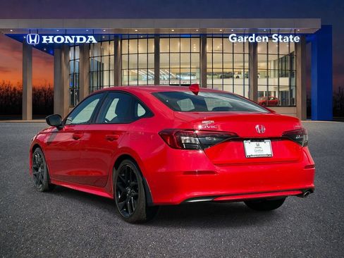 Used 2024 Honda Civic Sport image 4