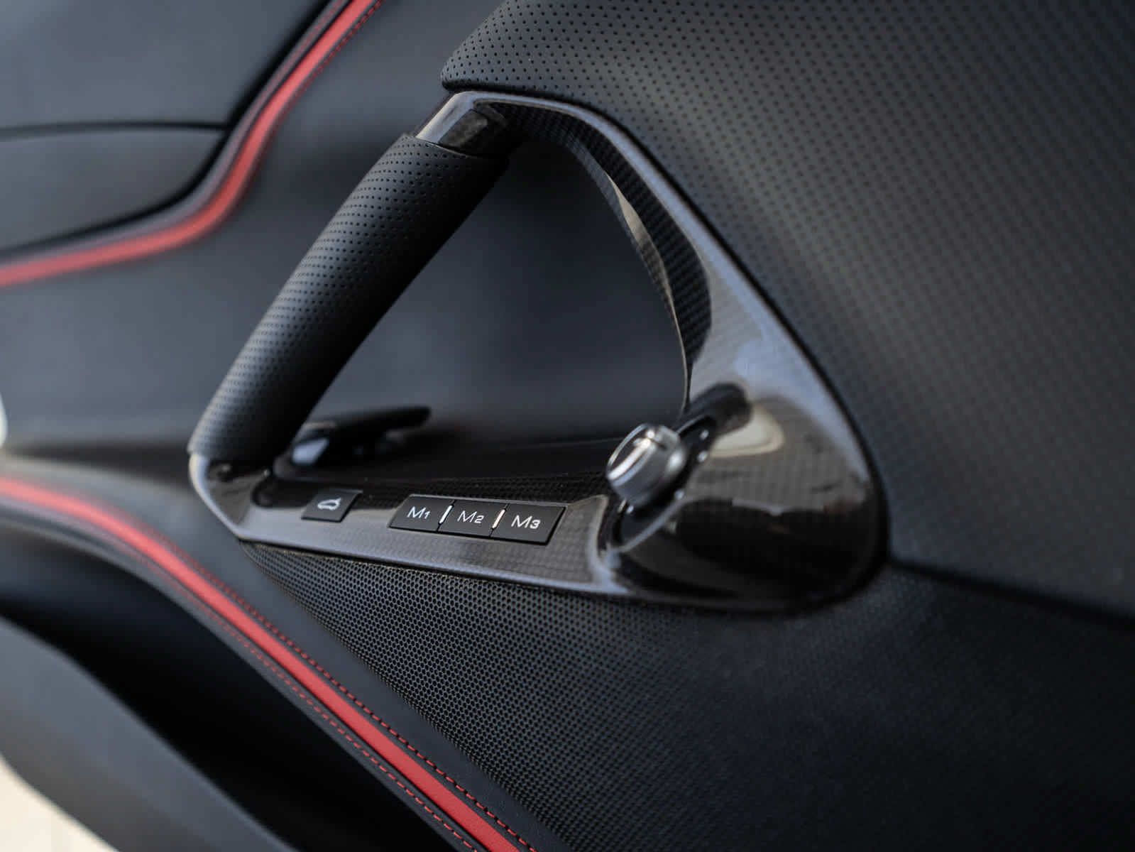 Used 2022 Ferrari 812 GTS RWD image 20