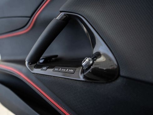 Used 2022 Ferrari 812 GTS RWD image 20