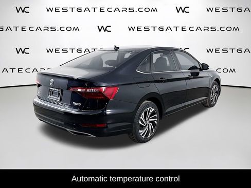Used 2021 Volkswagen Jetta SEL Premium image 8