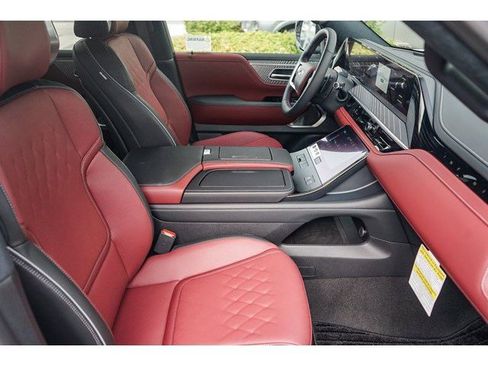 New 2026 INFINITI QX80 Autograph AWD/4WD image 17
