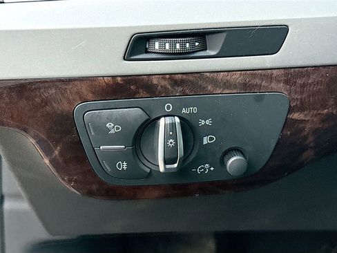 Used 2019 Audi Q7 2.0T Premium Plus w/ Premium Plus Package image 11