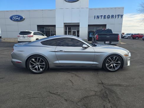 Used 2020 Ford Mustang GT Premium image 5
