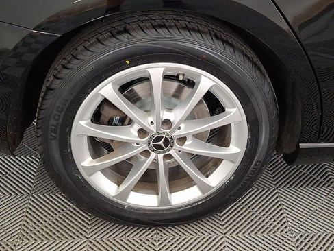 Used 2021 Mercedes-Benz A 220 4MATIC image 19