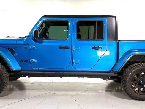 Used 2022 Jeep Gladiator Willys image 9