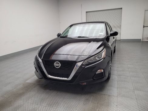 Used 2019 Nissan Altima 2.5 SR image 15