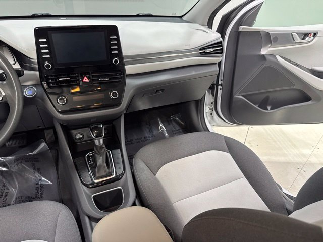 Used 2020 Hyundai Ioniq Blue FWD image 18