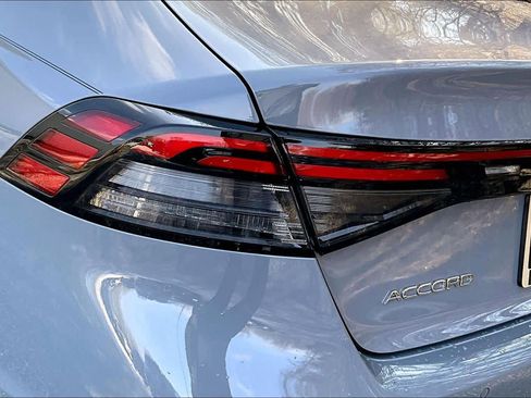 Used 2024 Honda Accord EX-L image 28