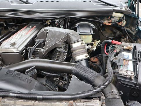 Used 1996 Dodge Ram 2500 Truck ST image 37