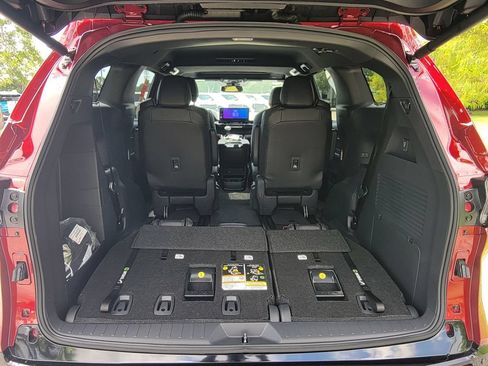 New 2026 Toyota Sienna XSE FWD image 29