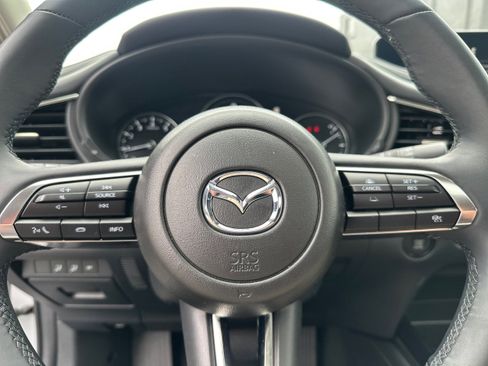 Certified 2025 MAZDA CX-30 AWD 2.5 S w/ Preferred Package image 18