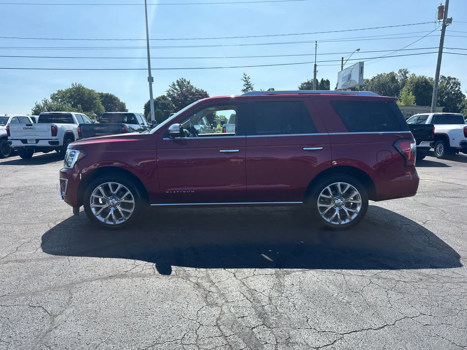 Used 2019 Ford Expedition Platinum AWD/4WD image 2
