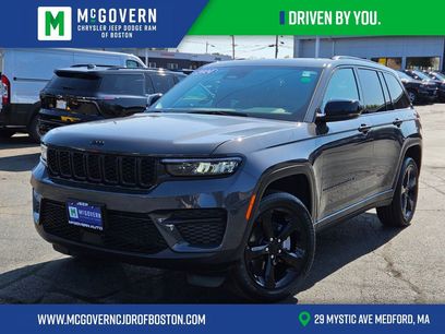 Used 2025 Jeep Grand Cherokee Laredo