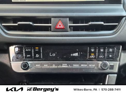Certified 2024 Kia Seltos EX AWD/4WD image 21