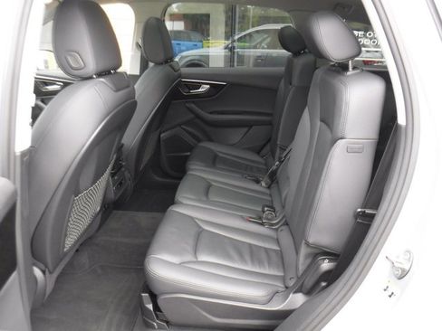 Used 2024 Audi Q7 2.0T Premium Plus image 41