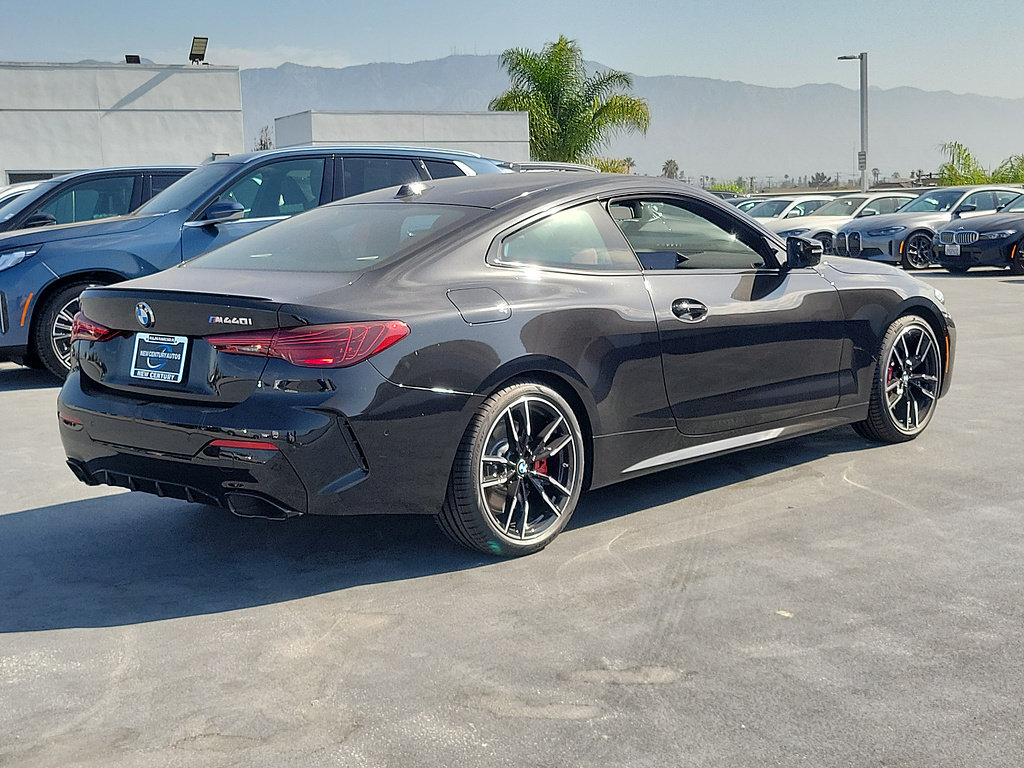 New 2027 BMW M440i Coupe w/ Premium Package RWD image 3