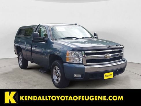 Used 2007 Chevrolet Silverado 1500 LT w/ 1LT Convenience Package RWD image 7
