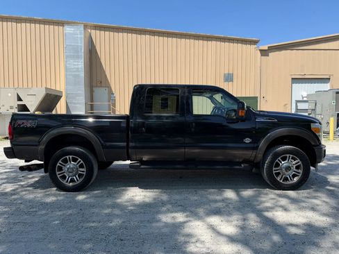 Used 2015 Ford F250 King Ranch w/ FX4 Off-Road Package AWD/4WD image 4