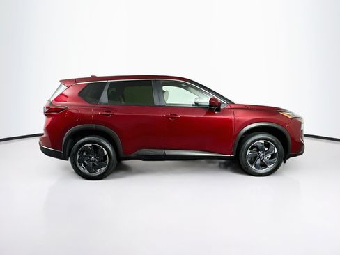 Used 2025 Nissan Rogue SV FWD image 10