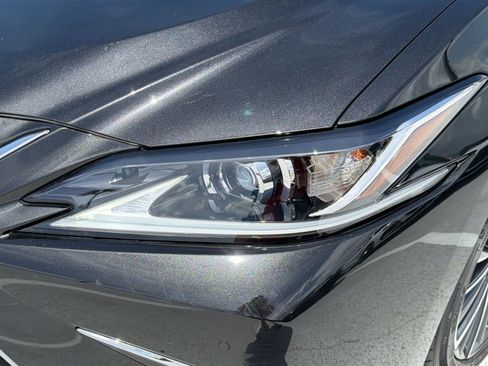 Used 2025 Lexus ES 350 w/ Premium Package FWD image 8