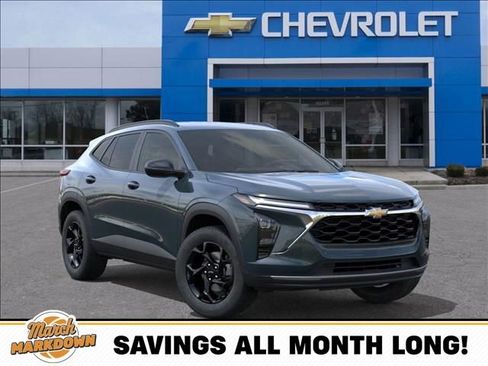 New 2026 Chevrolet Trax LT w/ Driver Confidence Package image 7