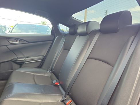 Used 2020 Honda Civic Sport image 11