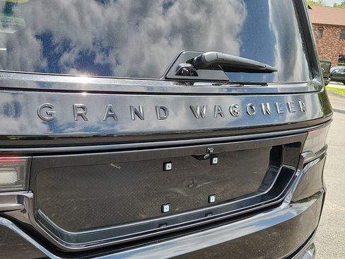 Certified 2024 Jeep Grand Wagoneer Series II Obsidian w/ Quick Order Packagew 28T AWD/4WD image 30